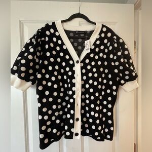 Polkadot sweater with short, puff sleeves NWT